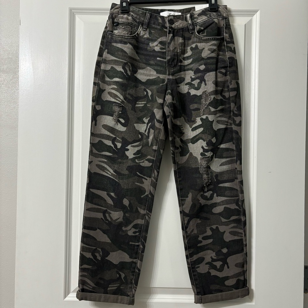 KanCan Camo Straight Fit Jeans size 5/26